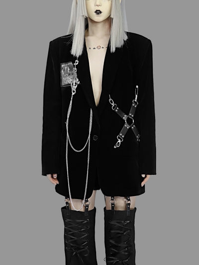 Blazer de Terciopelo Negro Gótico con Hombreras para Mujer - Image 7