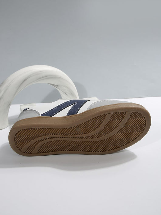 Zapatillas de Entrenamiento Planas Alemanas a Juego para Mujer - Image 17