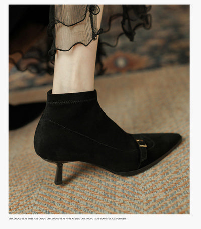 Botas Negras para Mujer con Tacón Fino - Elegantes y Versátiles - Image 3