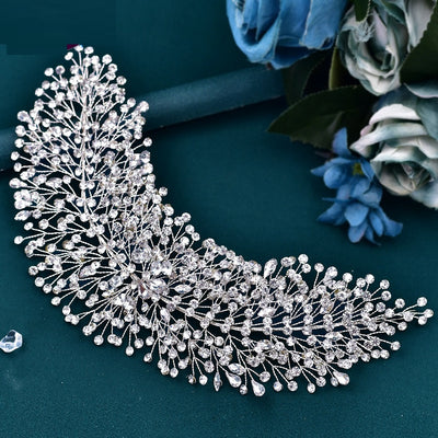 Diadema Nupcial Artesanal con Cristales Brillantes - Image 5