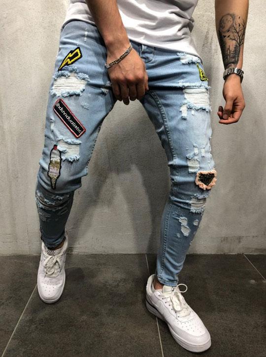 Jeans Azules Rotos con Logo