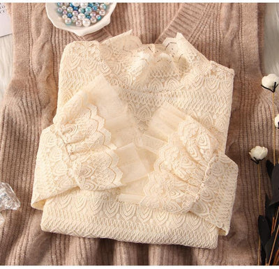 Blusa Cuello Alto con Encaje y Malla Aterciopelada Plus - Image 9