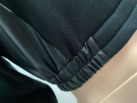 Traje Ajustado de Dos Piezas con Costura de Cuero - Image 16