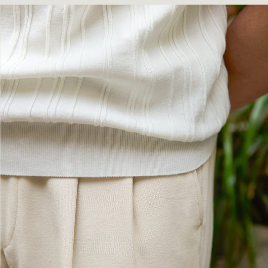 Suéter Tejido Slim Fit con Rayas Hundidas de Manga Corta - Image 8