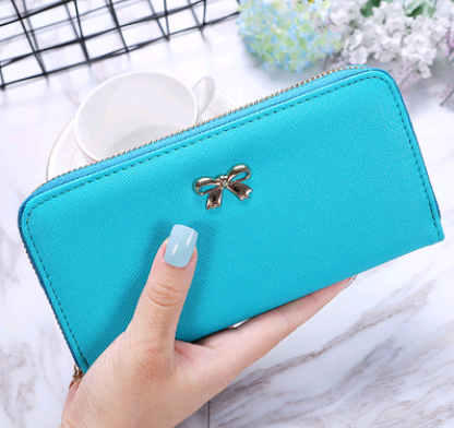 Cartera Larga para Mujer con Decoración de Moño Metálico y Compartimento para Teléfono - Image 6