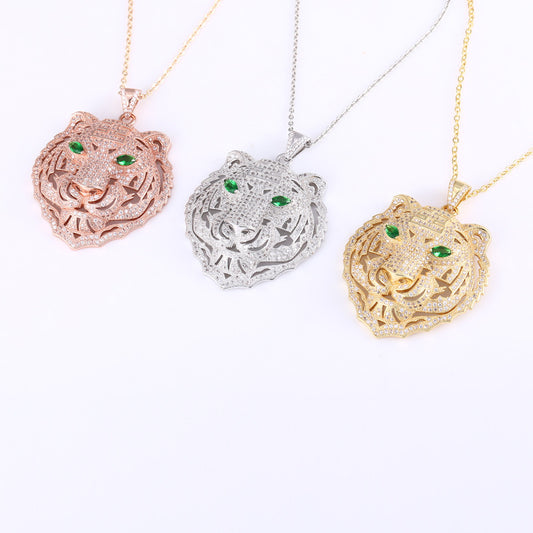 Dije Cabeza de Tigre en Diamante Completo