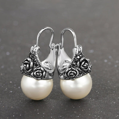 Aretes Vintage de Perla con Incrustaciones de Circón Negro - Image 9