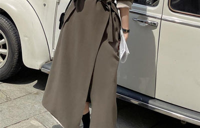 Abrigo Elegante Estilo Hepburn con Presencia Sofisticada - Image 10