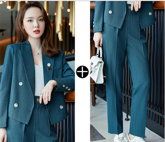 Traje Ejecutivo Femenino de Dos Piezas - Estilo Minimalista - Image 3