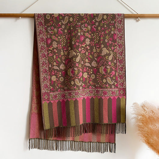 Bufanda Étnica Otoño-Invierno con Flores y Borlas de Hilo Hilado - Image 6