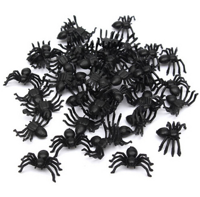 Araña de plástico para Halloween - Image 3