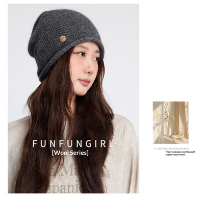Gorro de Lana Tejido para Mujer con Protección de Oídos - Image 11