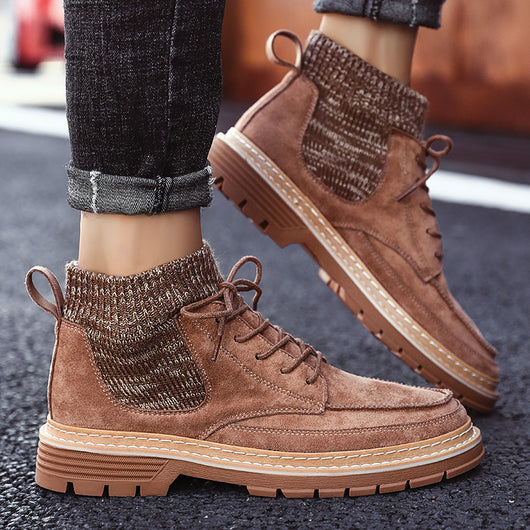 Calcetines de Moda Martin Tipo Alto para Hombre con Diseño Voluminoso - Image 4