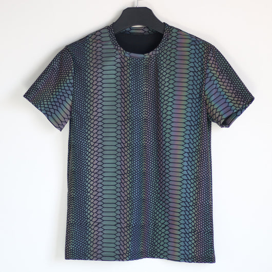 Camiseta Láser Reflectante Estampado Serpiente Colores Vibrantes - Image 5