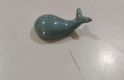 Soporte de Cerámica para Palillos Chinos con Diseño de Ballena - Image 6