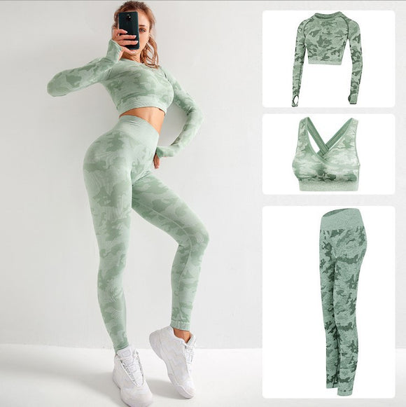 Conjunto de Yoga Camuflado de Tres Piezas