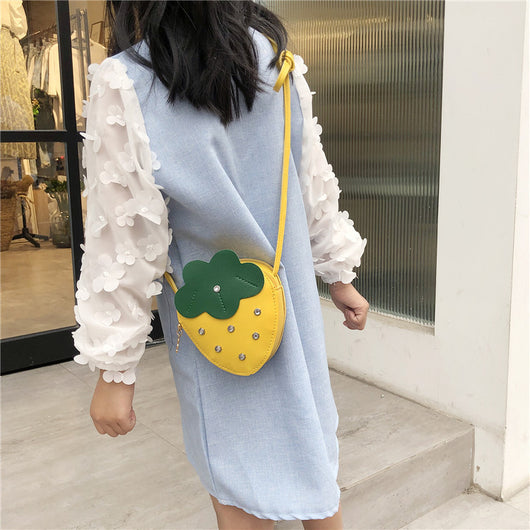 Monedero Infantil Fresa con Correa - Bolsa Decorativa Unisex - Image 23