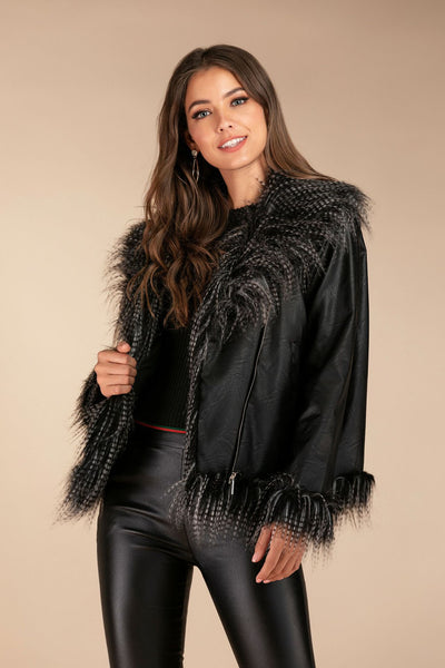 Chaqueta de Cuero con Detalles de Piel de Mapache Sintética - Image 17