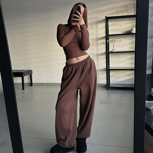 Conjunto Deportivo Mujer: Blusa Manga Larga Ajustada + Pantalón Holgado Cintura Alta - Image 9