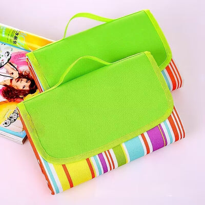 Manta de Playa Portátil Impermeable Oxford Premium - Image 3