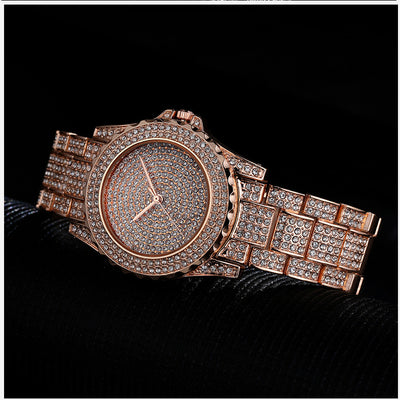 Reloj de Cuarzo Dorado con Cristales Brillantes para Mujer - Image 14