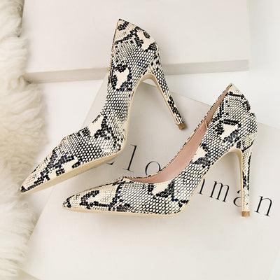 Tacones Altos Puntiagudos con Patrón Serpiente para Noche - Image 6