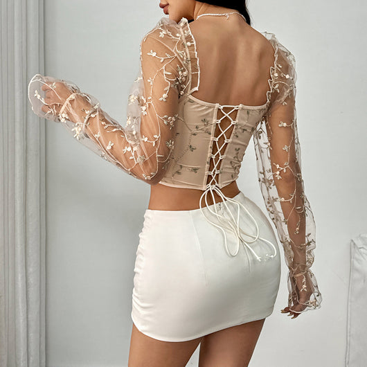 Blusa Larga de Malla Transparente con Parches Bordados - Image 23
