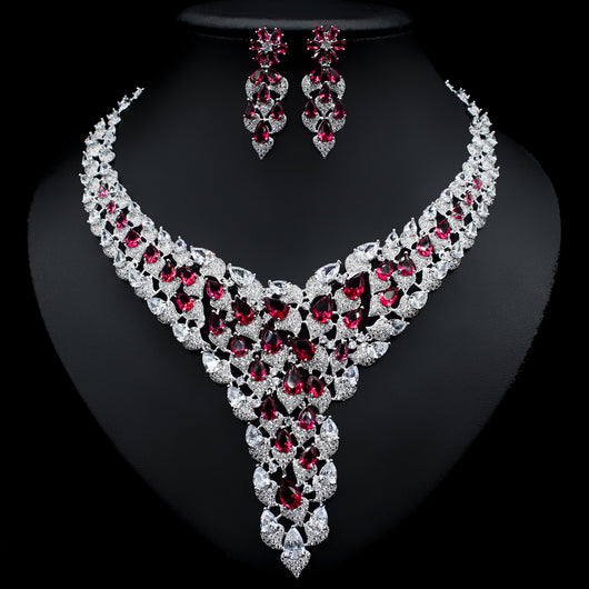 Conjunto de Collar y Aretes de Diamantes Completos con Diseño Exagerado - Image 10