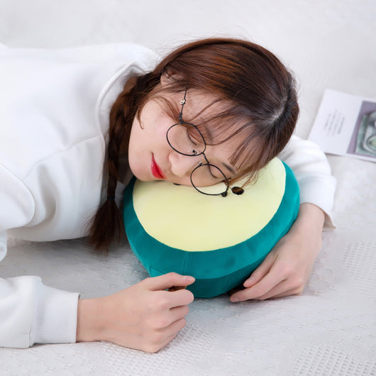 Almohada Peluche Aguacate Decorativo - Muñeco Navideño - Image 3
