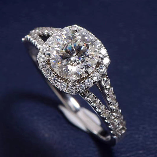 Anillo de Moissanita D Color con Doble Fila de Engastes Cuadrados para Mujer - Image 8