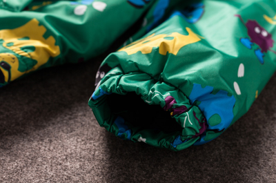 Chaqueta Impermeable para Niño con Capucha - Diseño Dinosaurio Resistente al Viento - Image 17