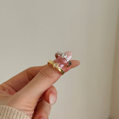 Anillo Retro de Mujer en Metal con Forma de Pera y Acabado Cepillado - Image 3