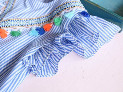Vestido con Volantes y Rayas Verticales Fruncidas - Image 10