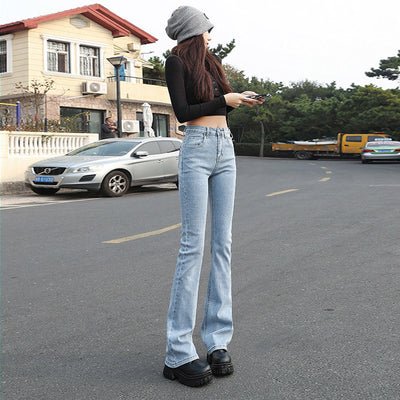 Jeans Acampanados Cintura Alta Elásticos que Estilizan - Image 5