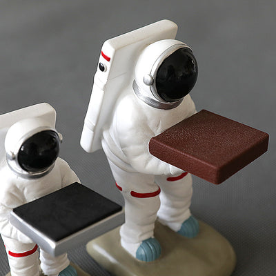 Soporte Organizador de Relojes Astronauta en Resina - Exhibidor de Escritorio - Image 3