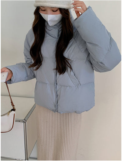Chaqueta Acolchada Corta con Cuello Parado para Mujer - Image 12