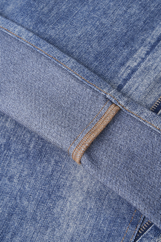 Jeans con Bordado Artesanal y Estampado Digital Lavado - Image 9