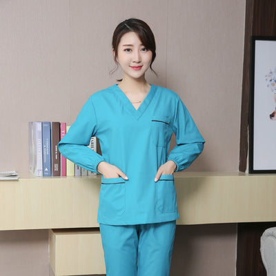Uniforme Médico de Manga Larga con Peto - Image 4