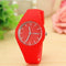 Reloj Minimalista Unisex Crema - Diseño Ultrafino y Elegante