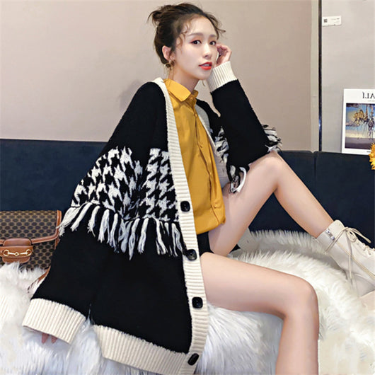 Cardigan de Cuello V con Flecos - Image 8