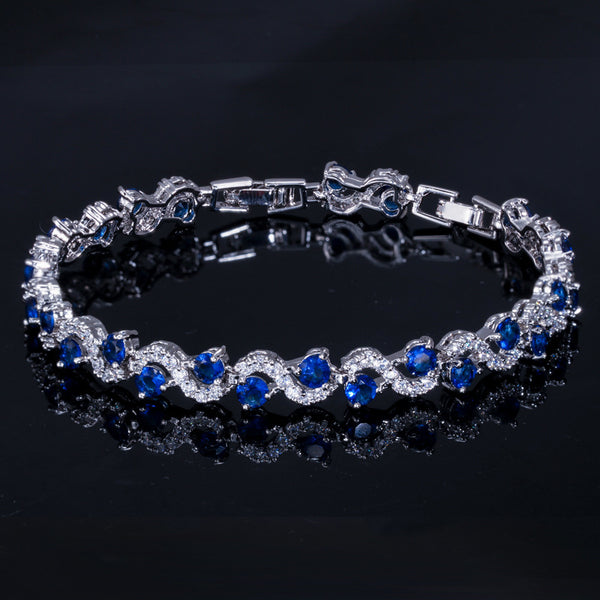 Pulsera de Oro Blanco con Diamantes Brillantes - Image 20
