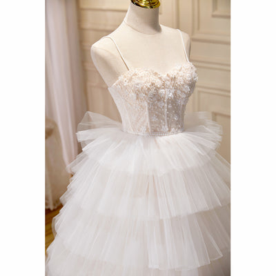 Vestido de Novia con Tirantes y Cola Elegante - Image 12
