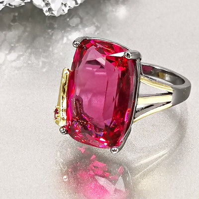 Anillo de Piedra Roja con Dos Tonos Dorado y Negro - Image 7
