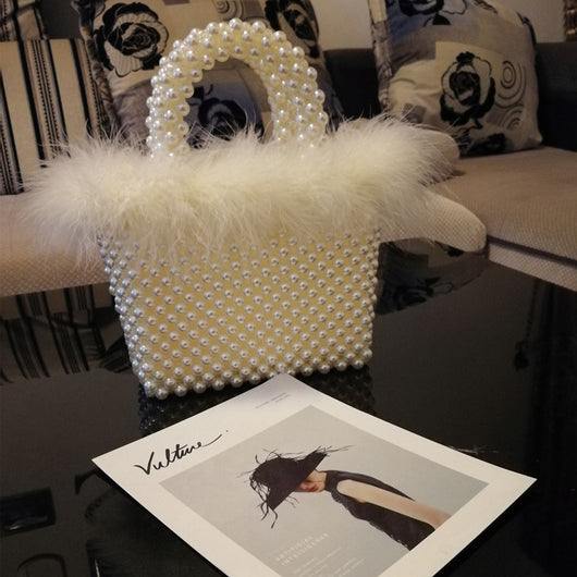 Bolso Artesanal de Lana Tejida a Mano con Perlas - Image 5