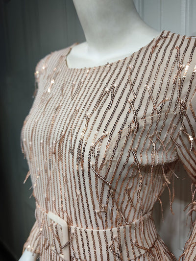 Vestido Musulmán Ajustado con Lentejuelas y Flecos - Image 27