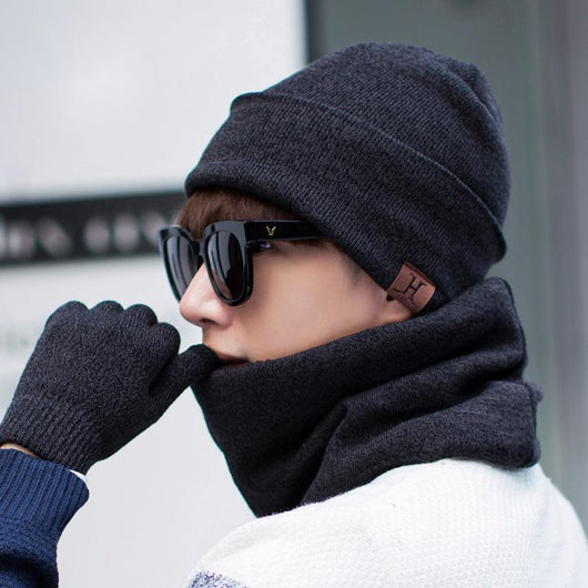 Conjunto de Abrigo: Gorro, Bufanda y Guantes Acolchados en Terciopelo - Image 7