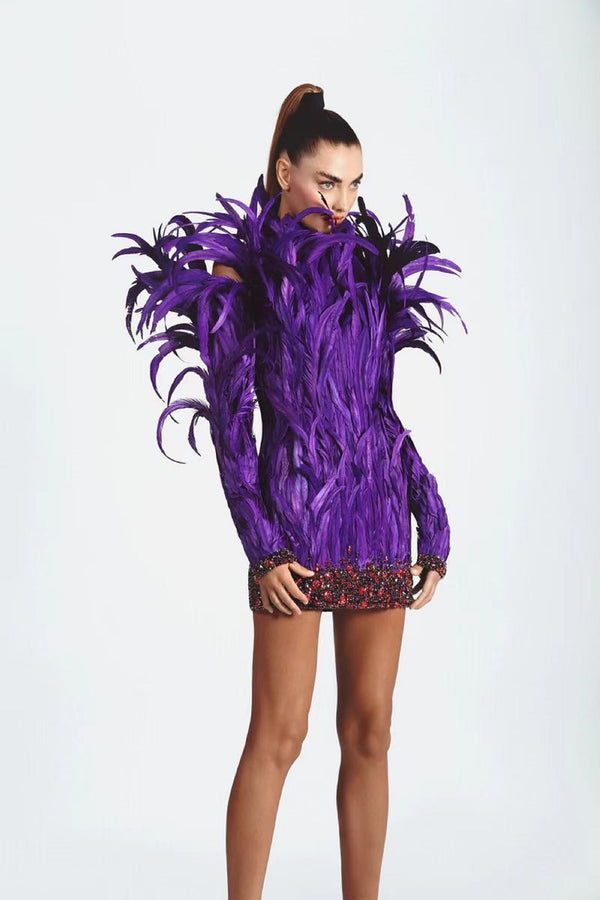 Vestido Elegante Largo con Plumas Premium y Mangas Largas - Image 6