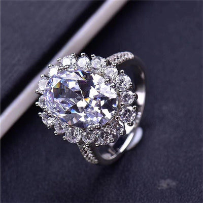 Anillo de Diamante Moissanita Ovalado - Joya de Lujo Premium