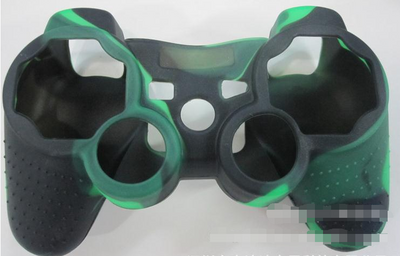 Red, black, and white camouflage silicone case for an Xbox 360 controller, featuring textured grips. - Image 9