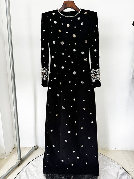 Vestido Largo Slim con Pedrería y Detalles de Alta Costura - Image 6